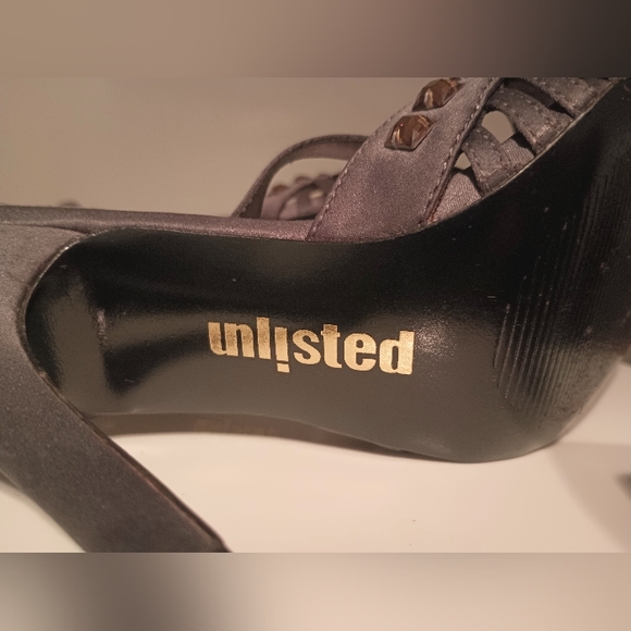 Unlisted Gray Satin Open Toe Heels 8 - Picture 5 of 6